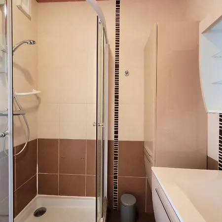 Apartment Lilas - Pour 4 A Proximite Des Commerces *